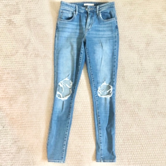 | levi’s • 720 hi-rise skinny distressed medium wash denim jean • size 26 | - Picture 2 of 4